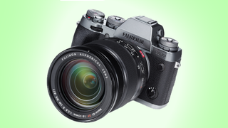Illustration for article titled Fujfilm's 16-55mm f/2.8 Lens Is an All-Weather Zoom With No Compromise